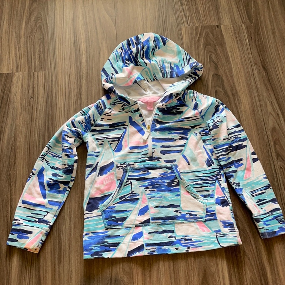 Lilly Pulitzer hoodie, sailboat print ⛵️